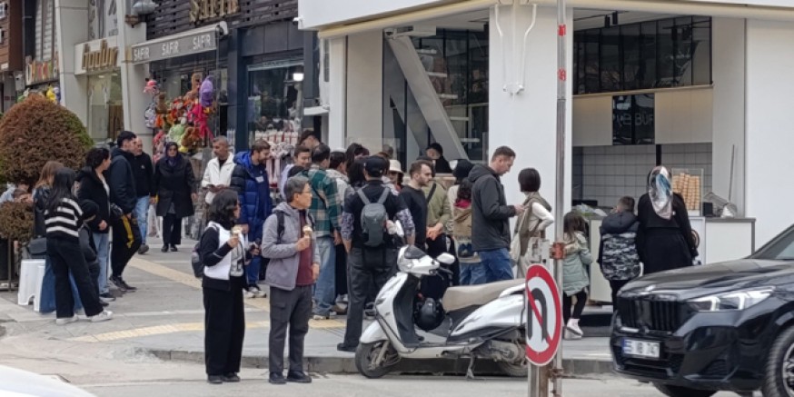 Amasya’da Dondurmacılar Tezgâhlarını Açtı