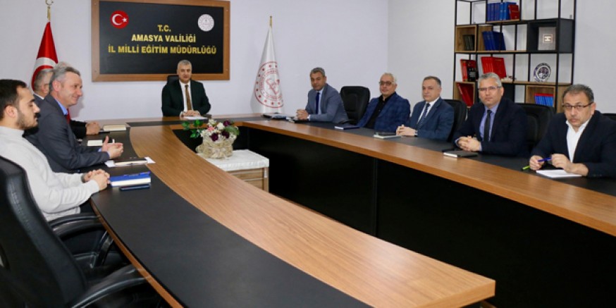Amasya’da Haftalık Eğitim-Öğretim Değerlendirme Toplantısı Yapıldı