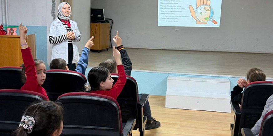 Amasya’da Minik Öğrencilere Ağız ve Diş Sağlığı Eğitimi