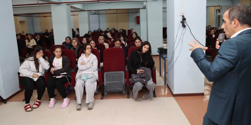 Amasya’da Öğrencilerle Uyum Toplantısı
