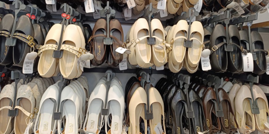 Amasya’da Yazlık Ayakkabı Sezonu Açıldı