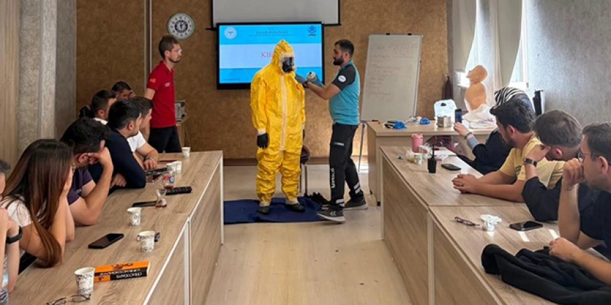 Amasya UMKE Personeline KBRN Eğitimi Verildi