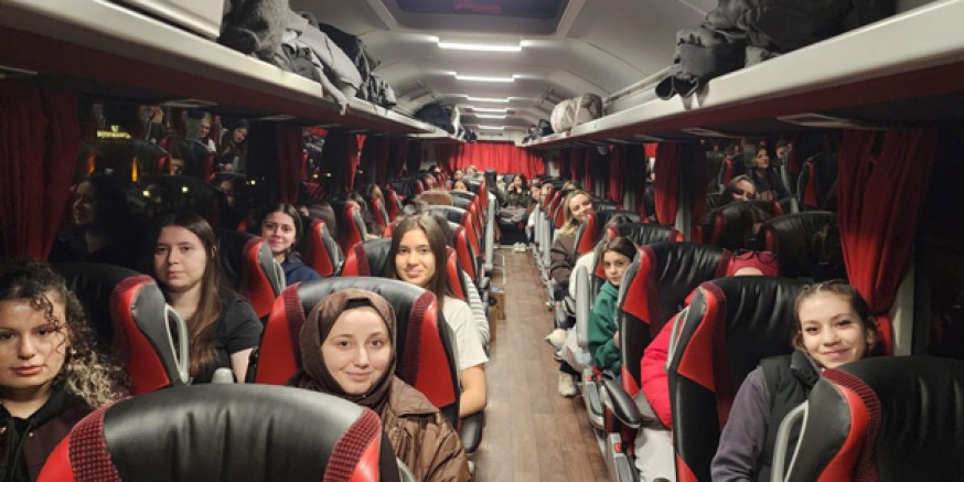 Amasyalı Gençler Kültür Kampına Uğurlandı