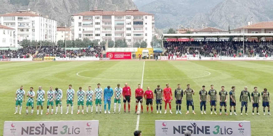 Amasyaspor Ligde Kalmayı Garantiledi