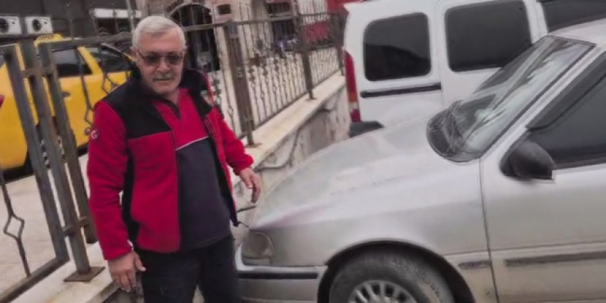 Araç Sahibi Bulunamayınca İtfaiye Devreye Girdi