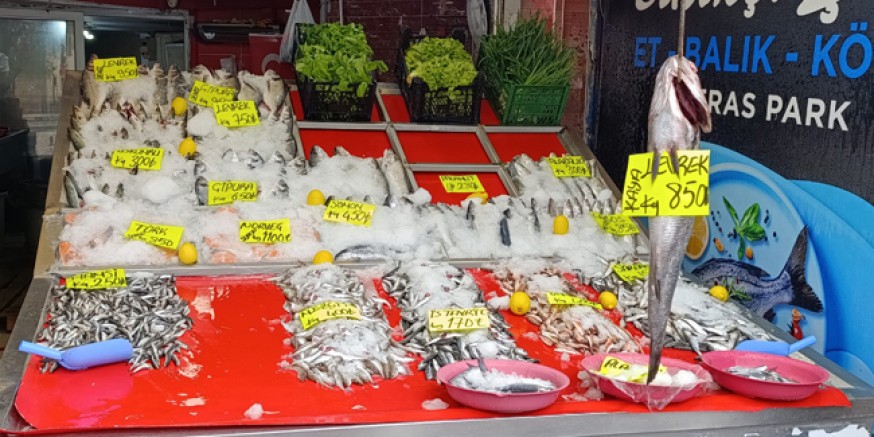 Av Yasağı Öncesi Son Balıklar Tezgâhlarda