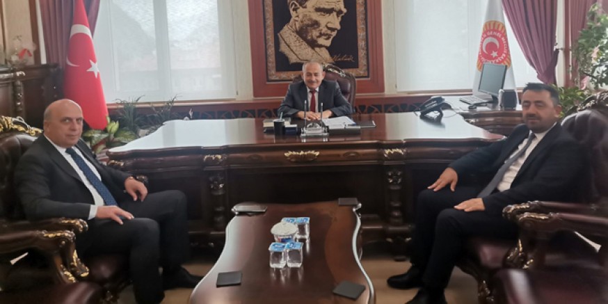 Ayvaz’dan, İl Genel Meclis Başkanı Eraslan’a Ziyaret