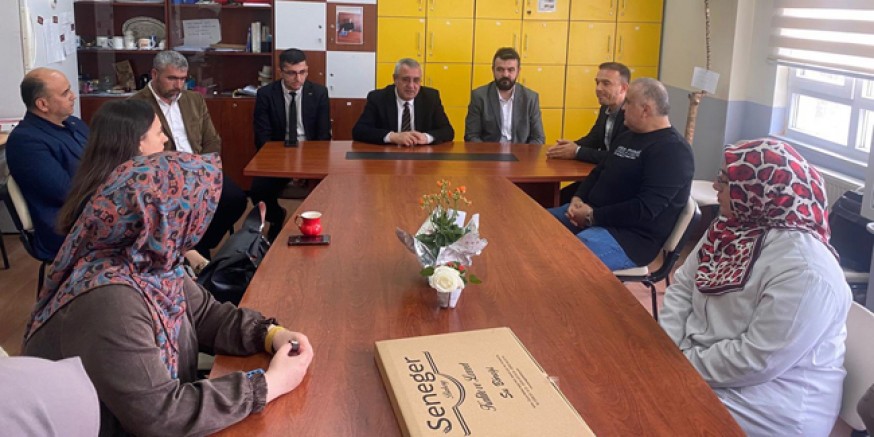 Başkan Dayıoğlu’ndan Öğretmenler Günü Ziyareti
