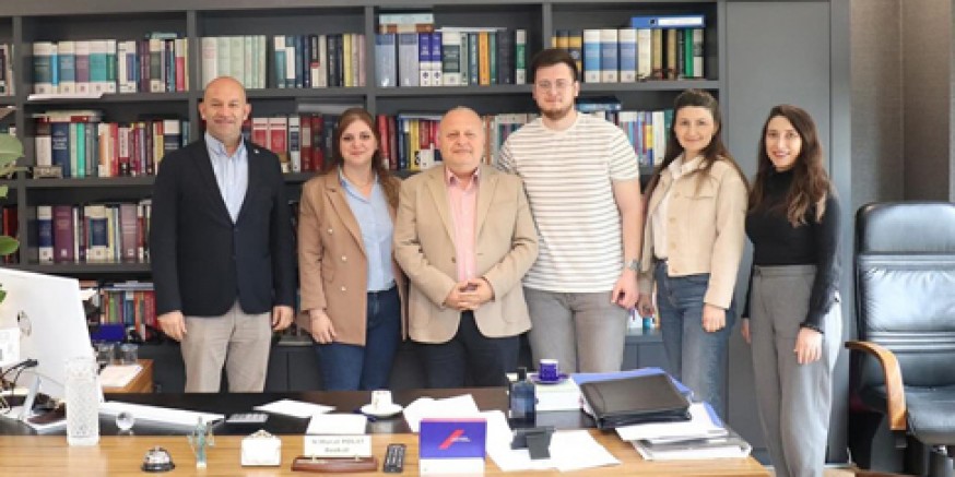 Başkan Subaşı, Mesleğe Yeni Başlayan Avukatları Ziyaret Etti