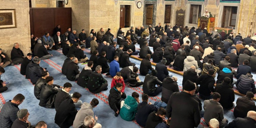 Berat Gecesi Amasya’da Dualarla İdrak Edildi