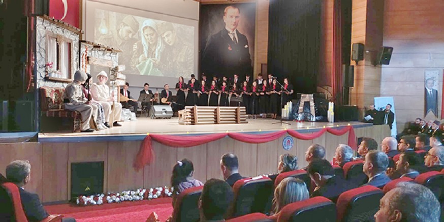 Çanakkale Zaferi ve Şehitleri Anma Programı Düzenlendi