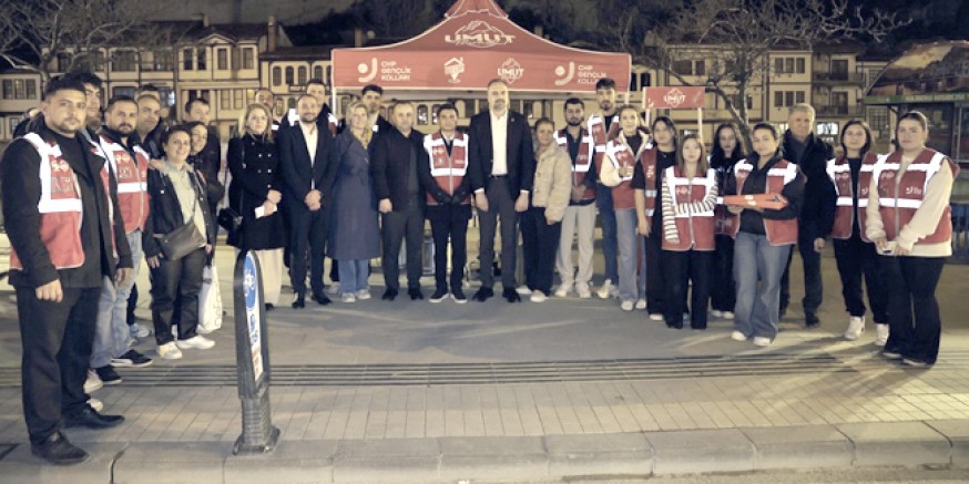 CHP Amasya Gençlik Kolları’ndan “Gençlik Ne İstiyor?” Standı