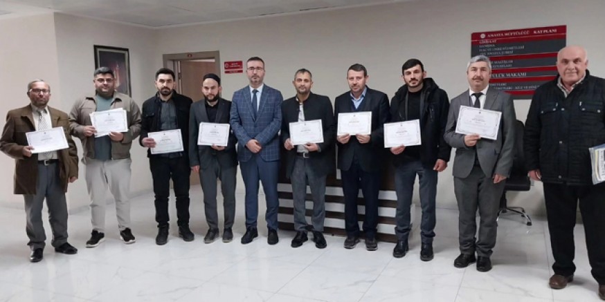 Din Görevlileri Belgelerini Aldı