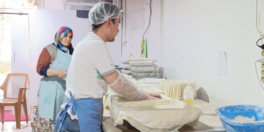 Dönmezoğlu’ndan Ramazan Bayramı Lezzeti: El Açması Su Böreği