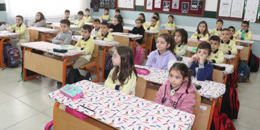 Eğitimde Ara Tatil Bitti, Okul Zili Bugün Çalacak