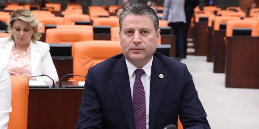 “Eğitimde Liyakat  Değil Biat Aranıyor”