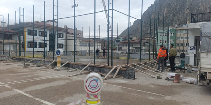 Gençlerin Talebi Karşılık Buldu  Spor Sahası Yapılıyor