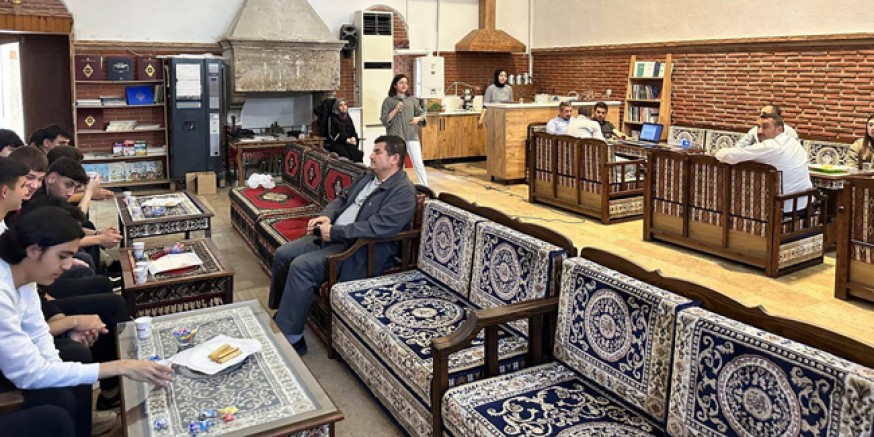 Lise Öğrencilerine Gıda Okuryazarlığı ve GDO’lu Besinler Eğitimi