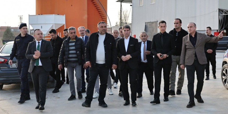 Organize Sanayi Bölgesi’nde Faaliyet Gösteren Üretim Tesisini Ziyaret Ettiler