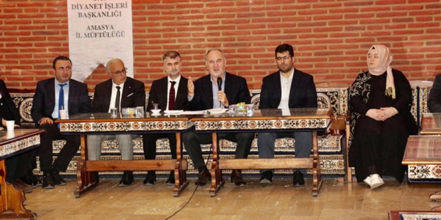 Prof. Dr. Nihat Dalgın Amasya’da Söyleşi Gerçekleştirdi