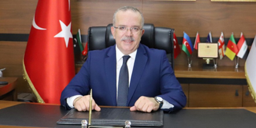 Rektör Turabi: Kadınlar Toplumsal Hayatın Vazgeçilmezidir