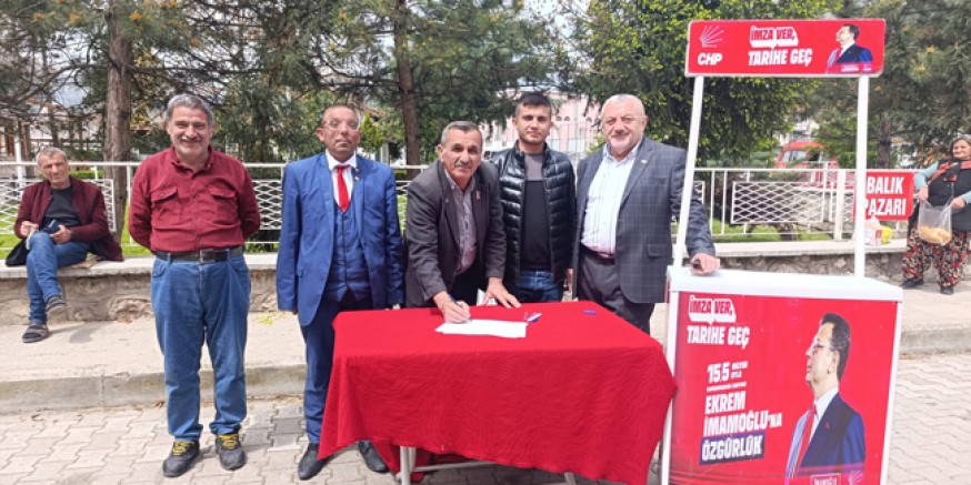 Semt Pazarında İmza  Kampanyası Başlattı