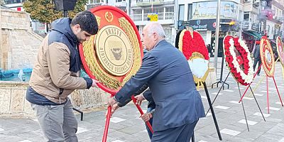 ADD 10 Kasım’da Ata’ya Çelenk Sundu
