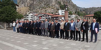 Ahilik Kutlamaları Atatürk Anıtına  Çelenk Sunma Töreniyle Başladı