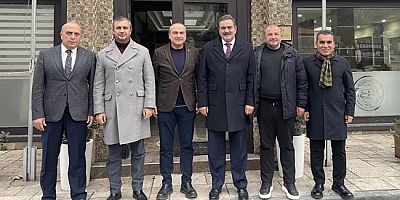 AK Parti Heyeti ATSO Başkanı Kırlangıç’ı Ziyaret Etti