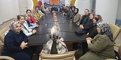 AK Parti Kadın Kolları’ndan Değerlendirme Toplantısı