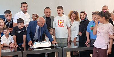 Altınörgü “Çocuklarımızın ve Ailelerimizin Her Zaman Yanlarındayız”