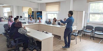 Alzheimer ve Fizyoterapi Eğitimi Verildi