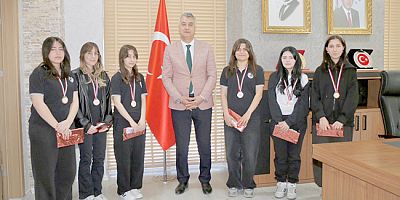 Amasya Anadolu Lisesi Satranç Takımından Bölge Birinciliği Gururu