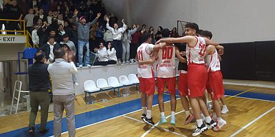 Amasya’da Basketbol Şampiyonu Atatürk Anadolu Lisesi