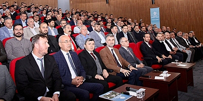 Amasya’da ‘Camiler ve Sosyal Hayat’ Konferansı Düzenlendi