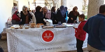 Amasya’da Filistin’e Destek  İçin Hayır Çarşısı Açıldı