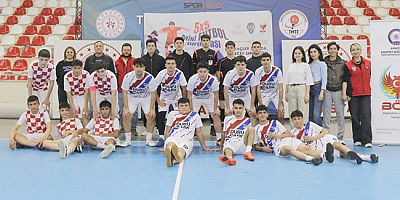 Amasya’da “Gençler Sporda, Gelecek Emniyette” Turnuvası Başladı