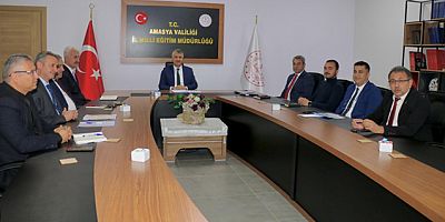 Amasya’da Haftalık Eğitim-Öğretim Değerlendirme Toplantısı Yapıldı