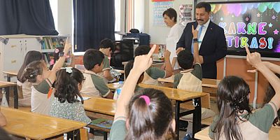 Amasya'da Karneler Dağıtıldı, Yaz Tatili Başladı
