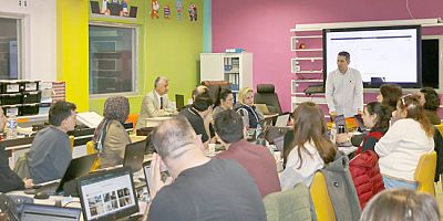 Amasya’da Öğretmenlere Yapay Zekâ Eğitimi