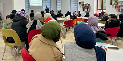 Amasya’da Prof. Dr. Muammer Cengil Gençlerle Buluştu