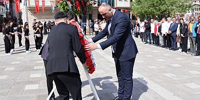 Amasya’da Turizm Haftası Dolasıyla  Törenle Çelenk Sunumu Yapıldı