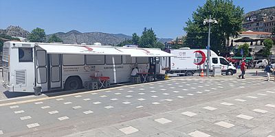 Amasya’da Türk Kızılayı Kan Bağış Aracı Yine Halkla Buluştu