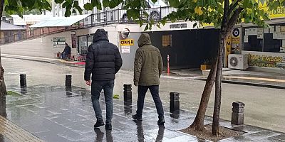 Amasya’da Yağmurla Birlikte Kışlıklar Dolaptan Çıktı