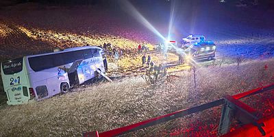 Amasya’da Yolcu Otobüsü Şarampole Uçtu: 2’si Ağır 24 Yaralı