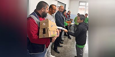 Amasya Dost Eli Derneği’nden Öğrencilere Süt ve Kek İkramı