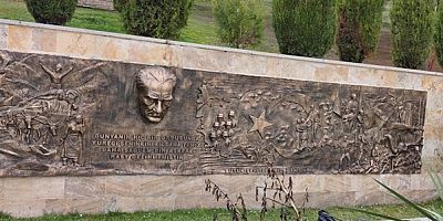 Amasya İl Özel İdaresi Şehitlikte Bakım Çalışmalarını Tamamladı