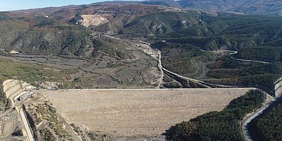 Amasya Merkez Aydınca Barajı’nda Ön Yüz Betonu Tamamlandı