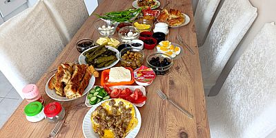 Amasya’nın Yöresel Lezzetleri Bayram Sofralarını Süsledi