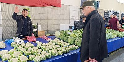 Amasya Semt Pazarında Sebzeler Yoğun İlgi Görüyor